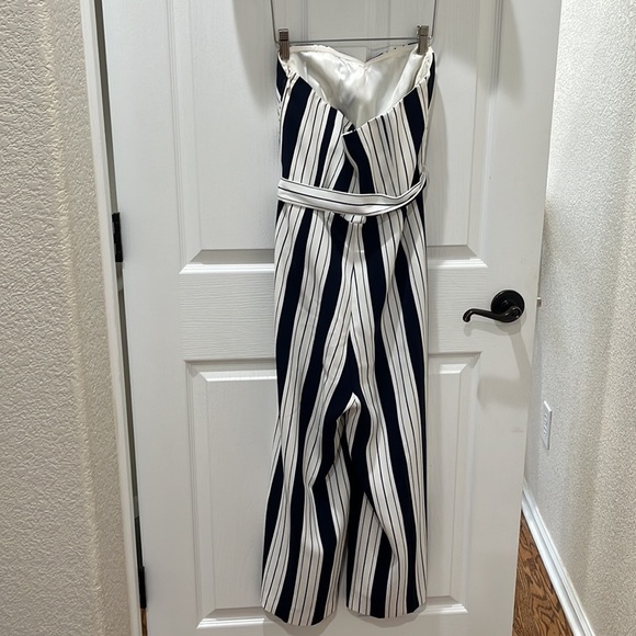 H&M Romper Sleeveless . Excellent - Picture 3 of 13